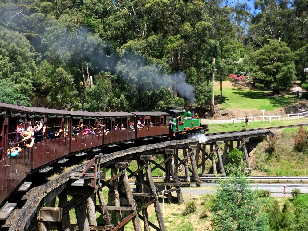 Puffing_billy_train2