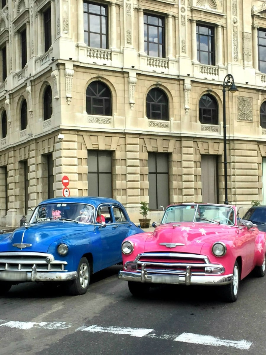 Havana_old_car_02