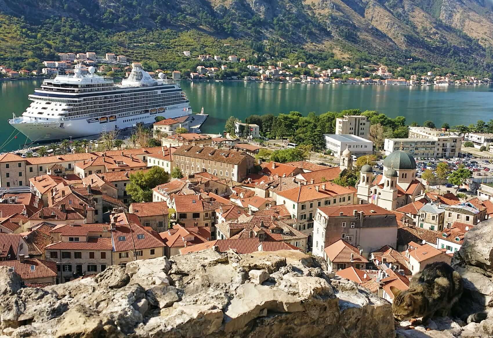 Pathway_to_The_fortifications_of_Kotor_003